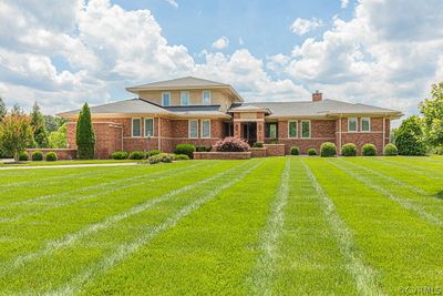 Front View of Gorgeous Home | Image 1