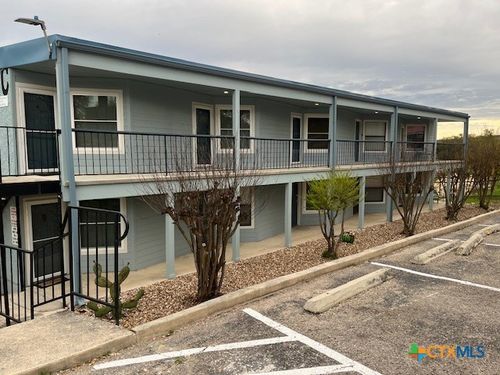 c3-943 Parkview Dr, Canyon Lake, TX, 78133-3314 | Card Image
