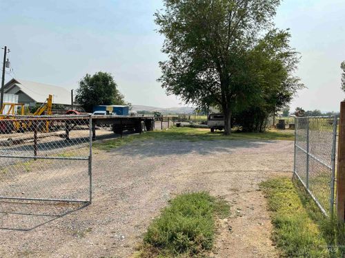 749 Ritter Ave, Vale, OR, 97918-5649 | Card Image