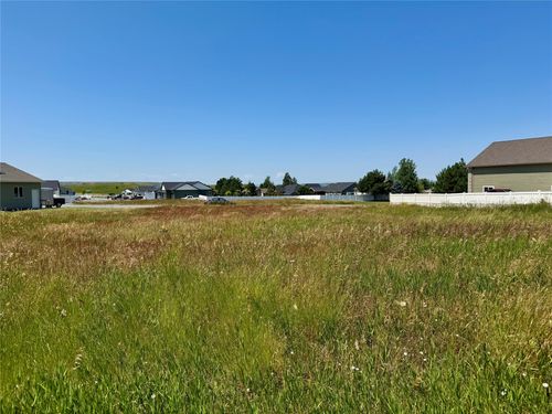 130 Sunlight Cir, Billings, MT, 59101-7058 | Card Image