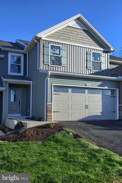 7264 White Oak Blvd, HARRISBURG, PA, 17112-8923 | Card Image