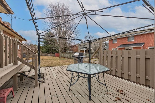 984 Ambleside Cres, House other with 5 bedrooms, 3 bathrooms and 2 parking in Kingston ON | Image 40