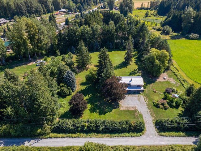 7702 Guthrie Road, House other with 5 bedrooms, 2 bathrooms and 1 parking in Pemberton BC | Image 8