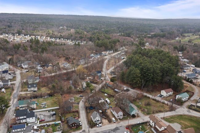 31 Mechanic St, House other with 2 bedrooms, 1 bathrooms and null parking in Farmington NH | Image 31