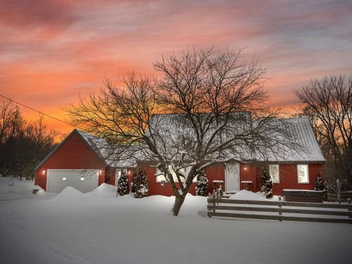 10778 Hibma Rd, Tustin, MI, 49688-8639 | Card Image