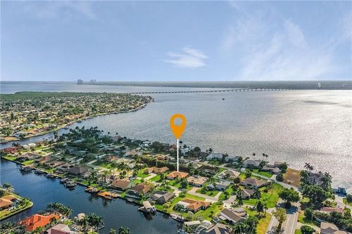 2911 Se 22nd Ave, CAPE CORAL, FL, 33904-3008 | Card Image