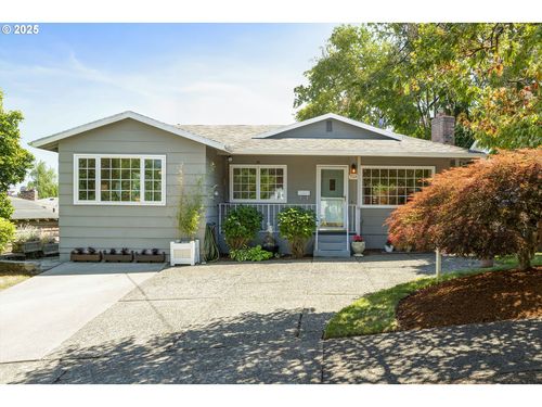7520 Se Madison St, Portland, OR, 97215 | Card Image