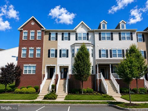 m71-l-3060 Goshen Dr, PENNSBURG, PA, 18073-1223 | Card Image