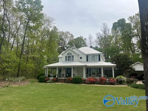 115 Riverview Ln, Glencoe, AL, 35905-9600 | Card Image