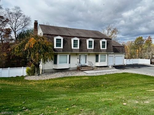 45 Leslie Dr, West Milford, NJ, 07480-1609 | Card Image