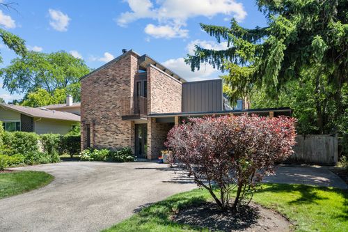 365 Green Bay Rd, Highland Park, IL, 60035-5118 | Card Image