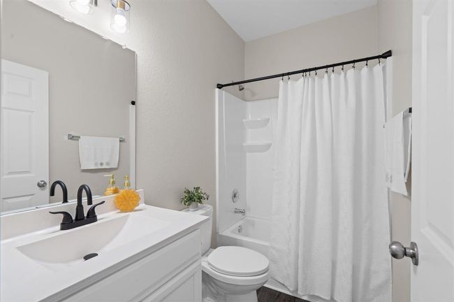 Downstairs full bathroom . | Image 17