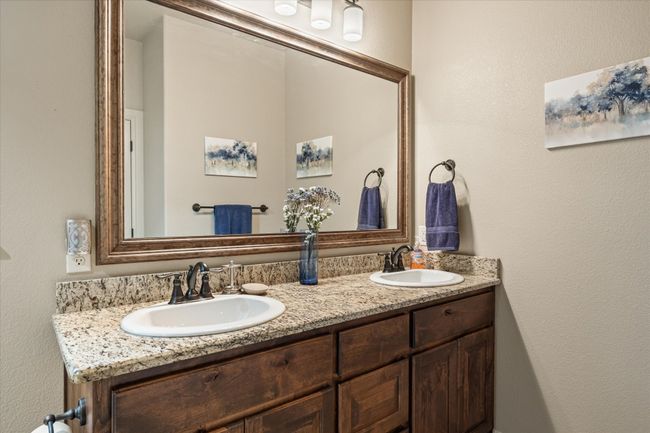 317 Paddle Boat Dr, House other with 4 bedrooms, 2 bathrooms and null parking in Granbury TX | Image 20