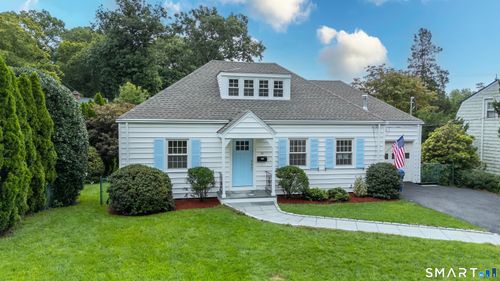 20 Woodlawn Ave, Norwalk, CT, 06854-2546 | Card Image