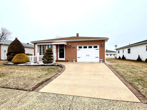 16 Tivoli St, Berkeley, NJ, 08757-4130 | Card Image