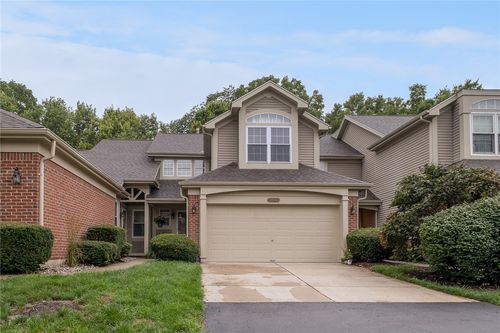 3906 W Summit Ridge Drive, Beavercreek, OH, 45430 | Card Image
