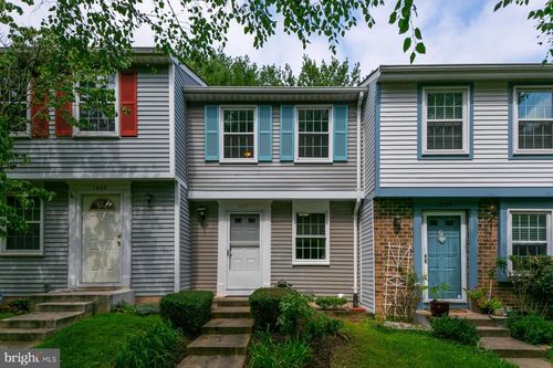 1627 Purple Sage Dr, RESTON, VA, 20194-5619 | Card Image