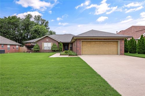 1300 N Oriole Ave, Rogers, AR, 72756-1947 | Card Image