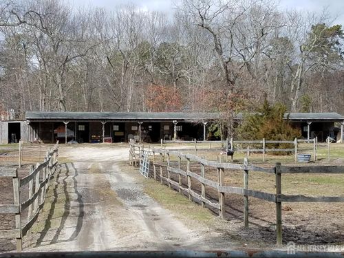 16 Hidden Pines Dr, MILLSTONE TOWNSHIP, NJ, 08510-1214 | Card Image