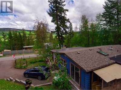 2249 Mctavish Rd, House other with 3 bedrooms, 1 bathrooms and null parking in Pinantan Lake BC | Image 2