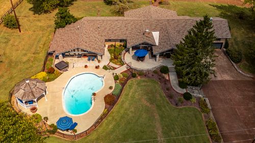 755 Long Hollow Pike, Goodlettsville, TN, 37072-4301 | Card Image