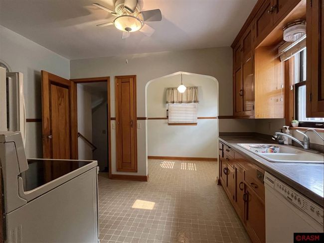 915 Armstrong Blvd S, House other with 3 bedrooms, 3 bathrooms and null parking in Saint James MN | Image 15