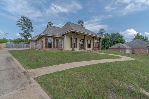 192 Woodwind Dr, Pineville, LA, 71360-7747 | Card Image