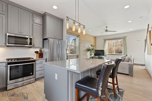 13 Boxcar Ln, Bozeman, MT, 59718-3806 | Card Image