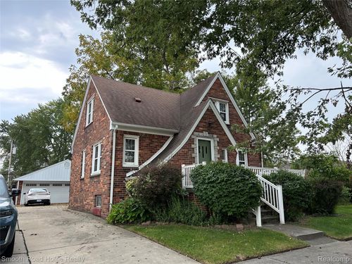4173 Williams St, Dearborn Heights, MI, 48125-2751 | Card Image