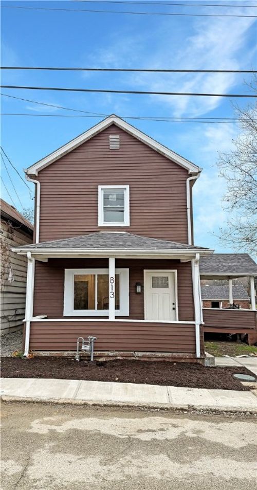 813 Lauck Ave, McKeesport, PA, 15133-2707 | Card Image