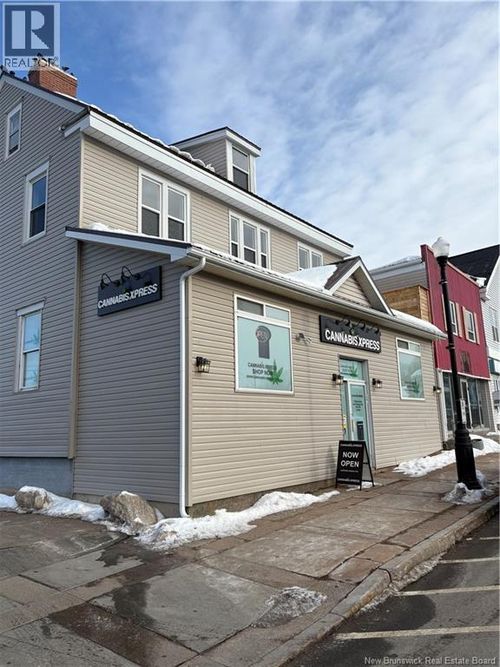 15 Main St, St. George, NB, E5C3H9 | Card Image