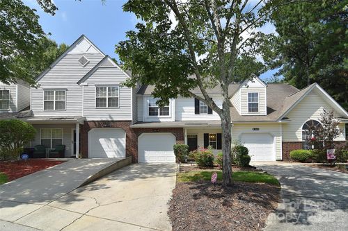 8339 Christmas Ct, Charlotte, NC, 28216-0707 | Card Image