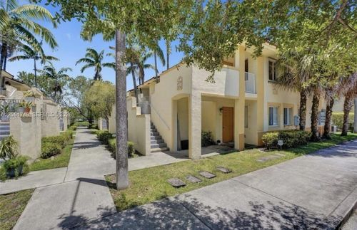 204-6235 Sw 47th Mnr, Davie, FL, 33314-4495 | Card Image