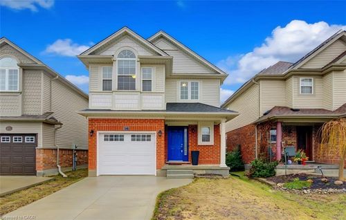 819 Grand Banks Dr, Waterloo, ON, N2K4N2 | Card Image