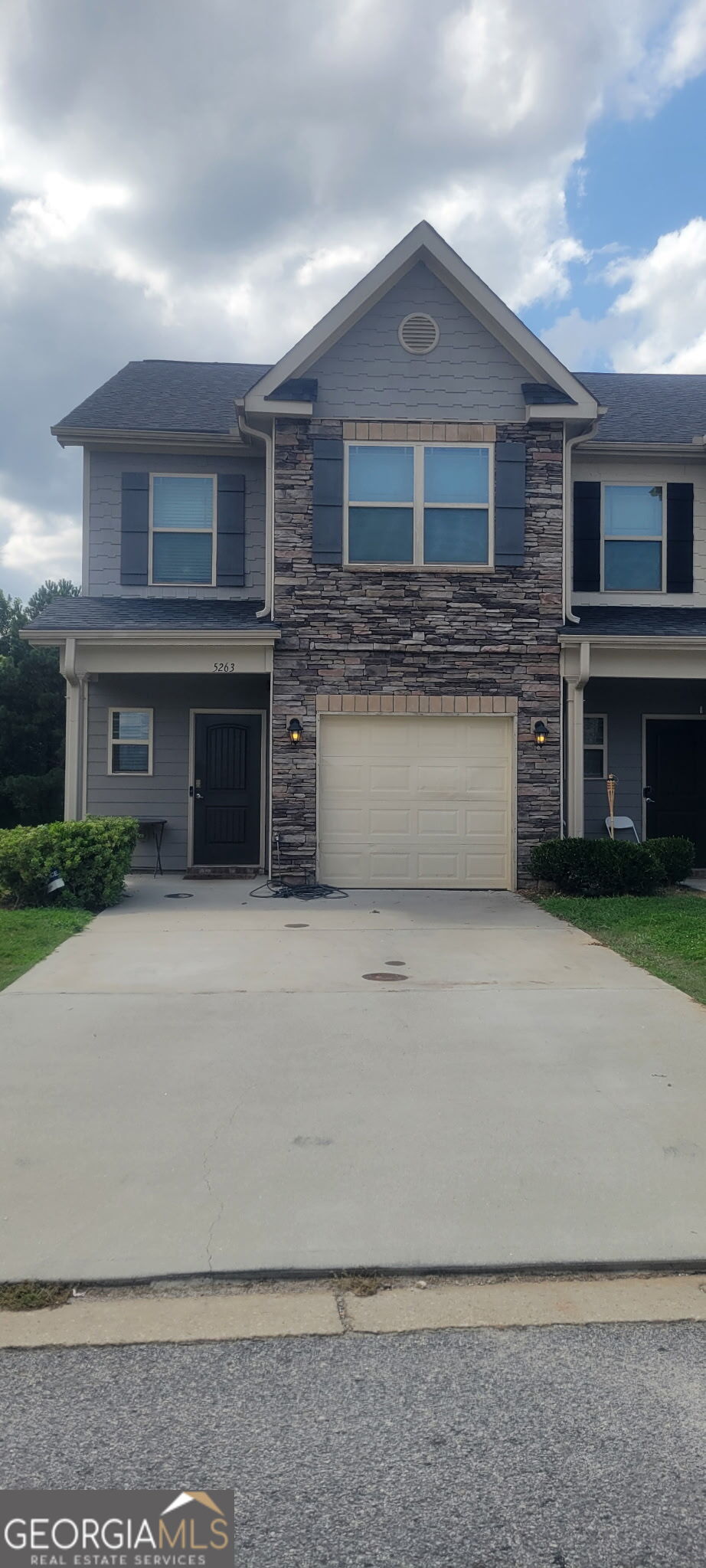 Residential in Morrow