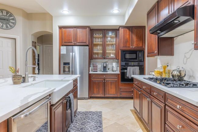 2925 Sandalwood Ct, House other with 4 bedrooms, 4 bathrooms and 6 parking in El Centro CA | Image 12