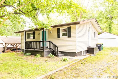 1308 Lee Ln, Hopewell, VA, 23860-7015 | Card Image