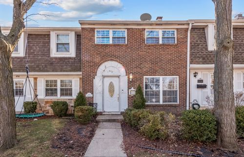 810 Bishop Ct, Schaumburg, IL, 60194-2201 | Card Image