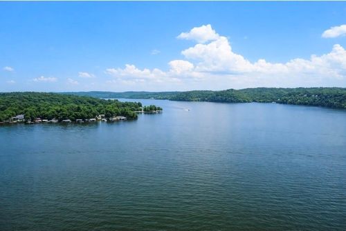 1508 Red Fox Rd, Climax Springs, MO, 65324-2246 | Card Image