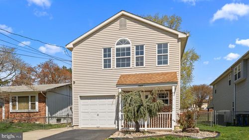 1827 Gregg St, PHILADELPHIA, PA, 19115-4601 | Card Image