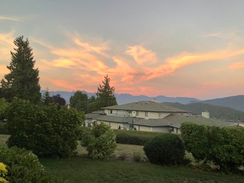 {{alt}} | Card Image