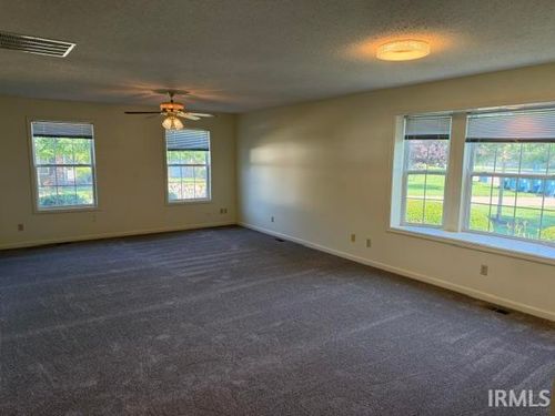270 Francis Ave. Court, Terre Haute, IN, 47804-5101 | Card Image