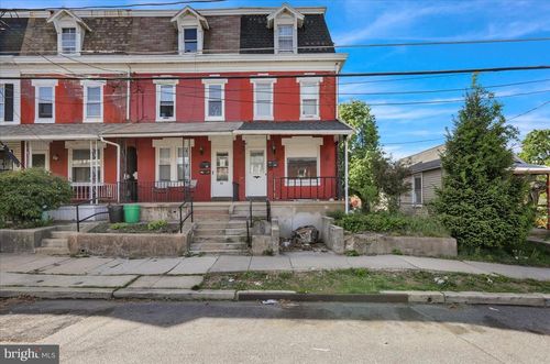 44 N Wyomissing Ave, SHILLINGTON, PA, 19607-1852 | Card Image