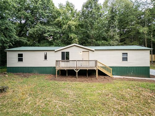 216 Spruce Ln, Cornelia, GA, 30531-4520 | Card Image