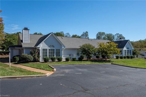 3805 Westridge Farm Ln, Clemmons, NC, 27012-8688 | Card Image