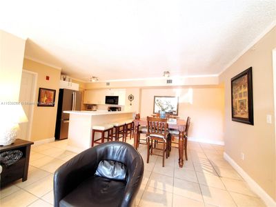 111 - 2620 S University Dr, Condo with 2 bedrooms, 2 bathrooms and null parking in Davie FL | Image 3