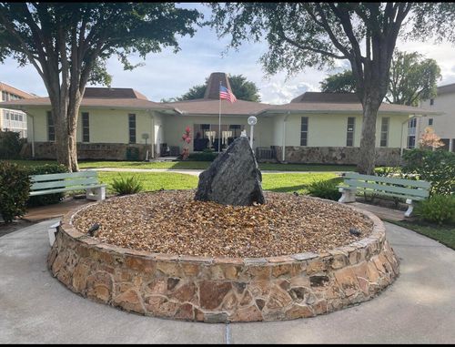 205-400 Village Green Cir W, Palm Springs, FL, 33461-1489 | Card Image