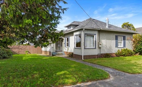 542 14th St, Fortuna, CA, 95540-2440 | Card Image
