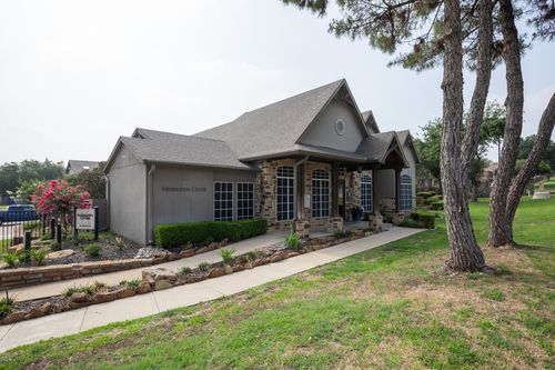 1800 Fuller Wiser Rd, Euless, TX, 76039-4632 | Card Image