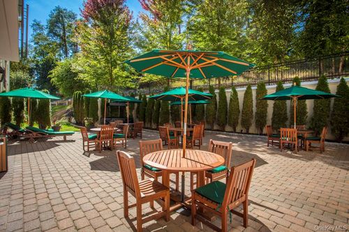 213-213 Trump Park, Shrub Oak, NY, 10588-1210 | Card Image